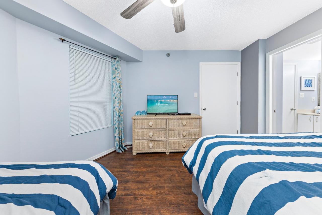 Harbor Place 206 *